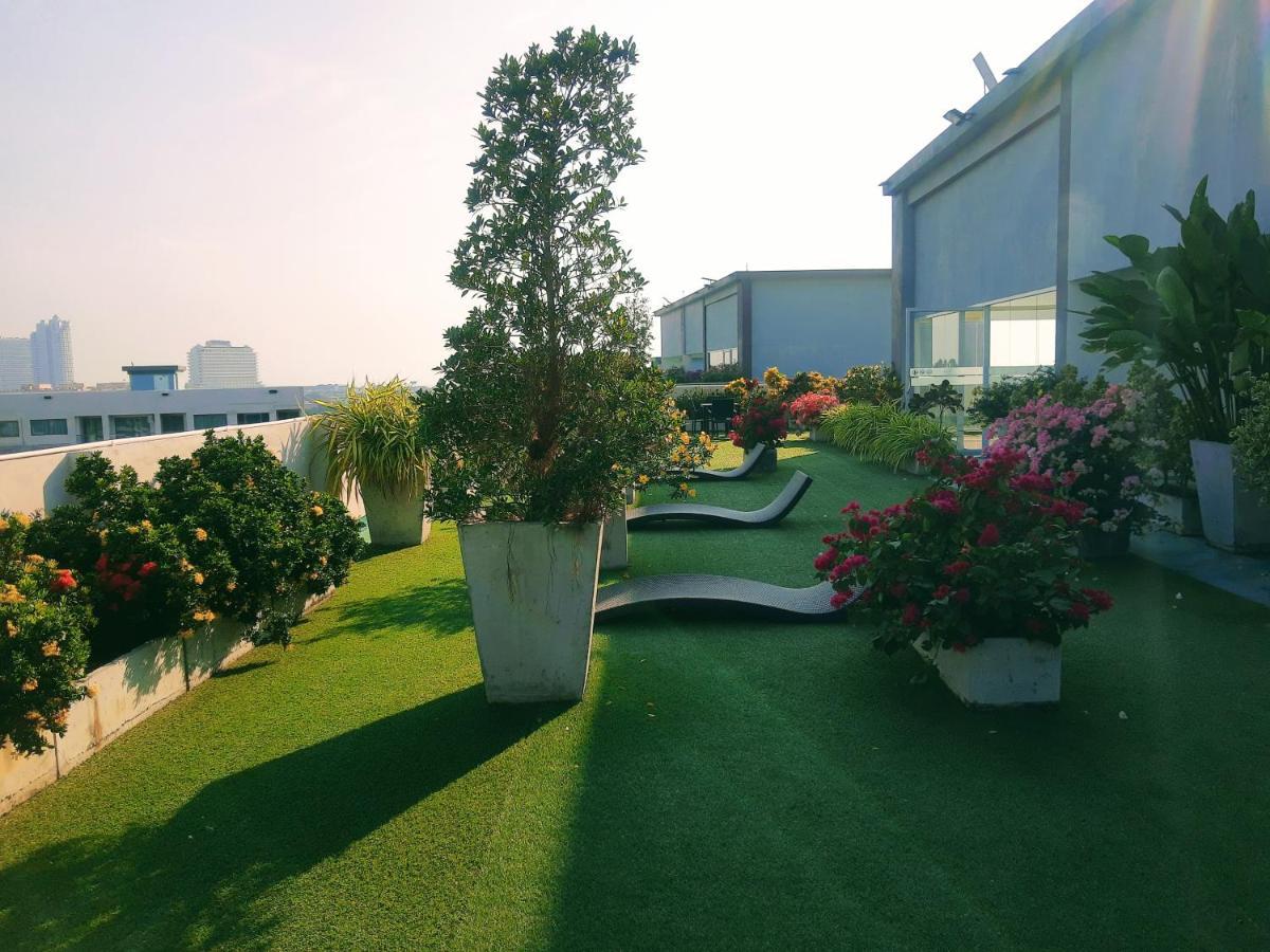 Laguna Beach Condo Resort 3 Maldives Pattaya Pool View ลากูน่า บีช คอนโด รีสอร์ต 3 พัทยา Pantai Jomtien Bagian luar foto