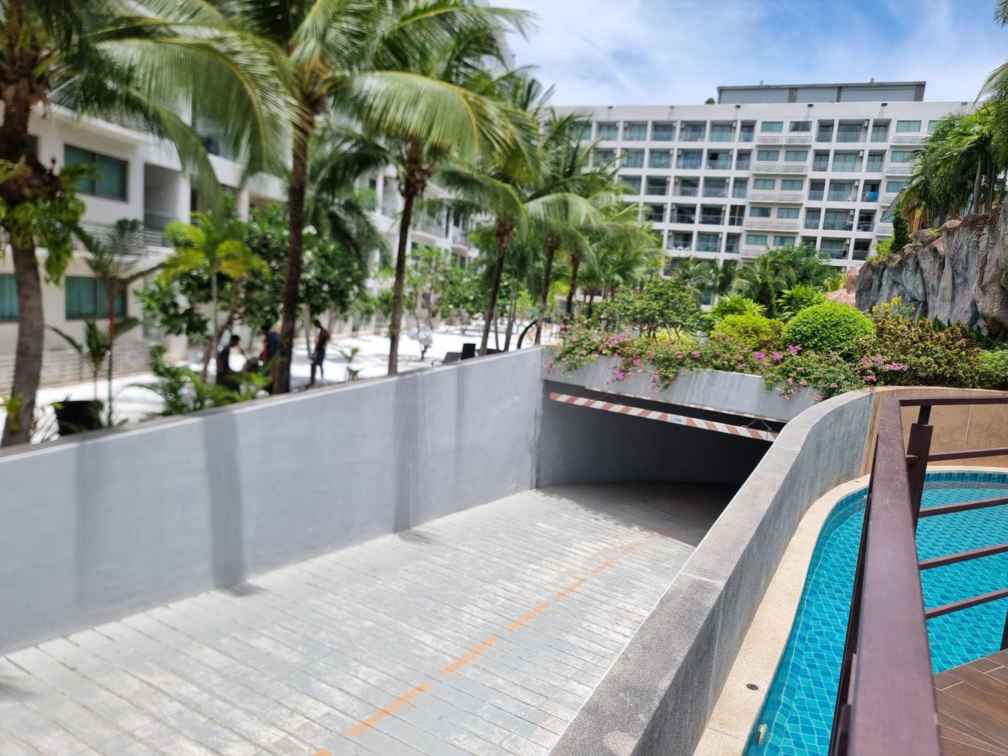 Laguna Beach Condo Resort 3 Maldives Pattaya Pool View ลากูน่า บีช คอนโด รีสอร์ต 3 พัทยา Pantai Jomtien Bagian luar foto