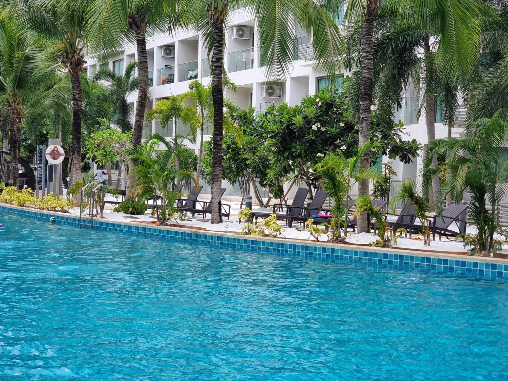 Laguna Beach Condo Resort 3 Maldives Pattaya Pool View ลากูน่า บีช คอนโด รีสอร์ต 3 พัทยา Pantai Jomtien Bagian luar foto