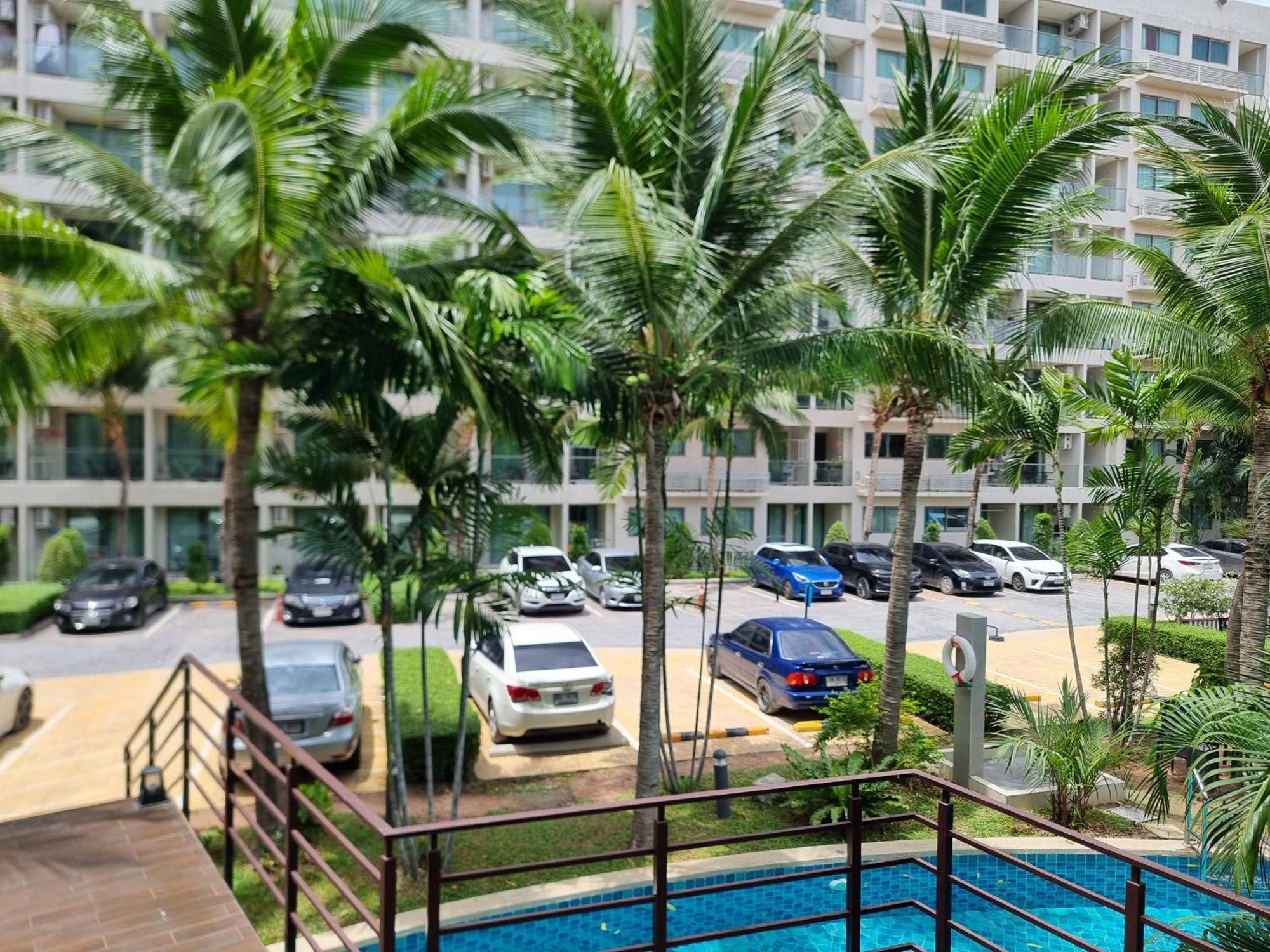 Laguna Beach Condo Resort 3 Maldives Pattaya Pool View ลากูน่า บีช คอนโด รีสอร์ต 3 พัทยา Pantai Jomtien Bagian luar foto